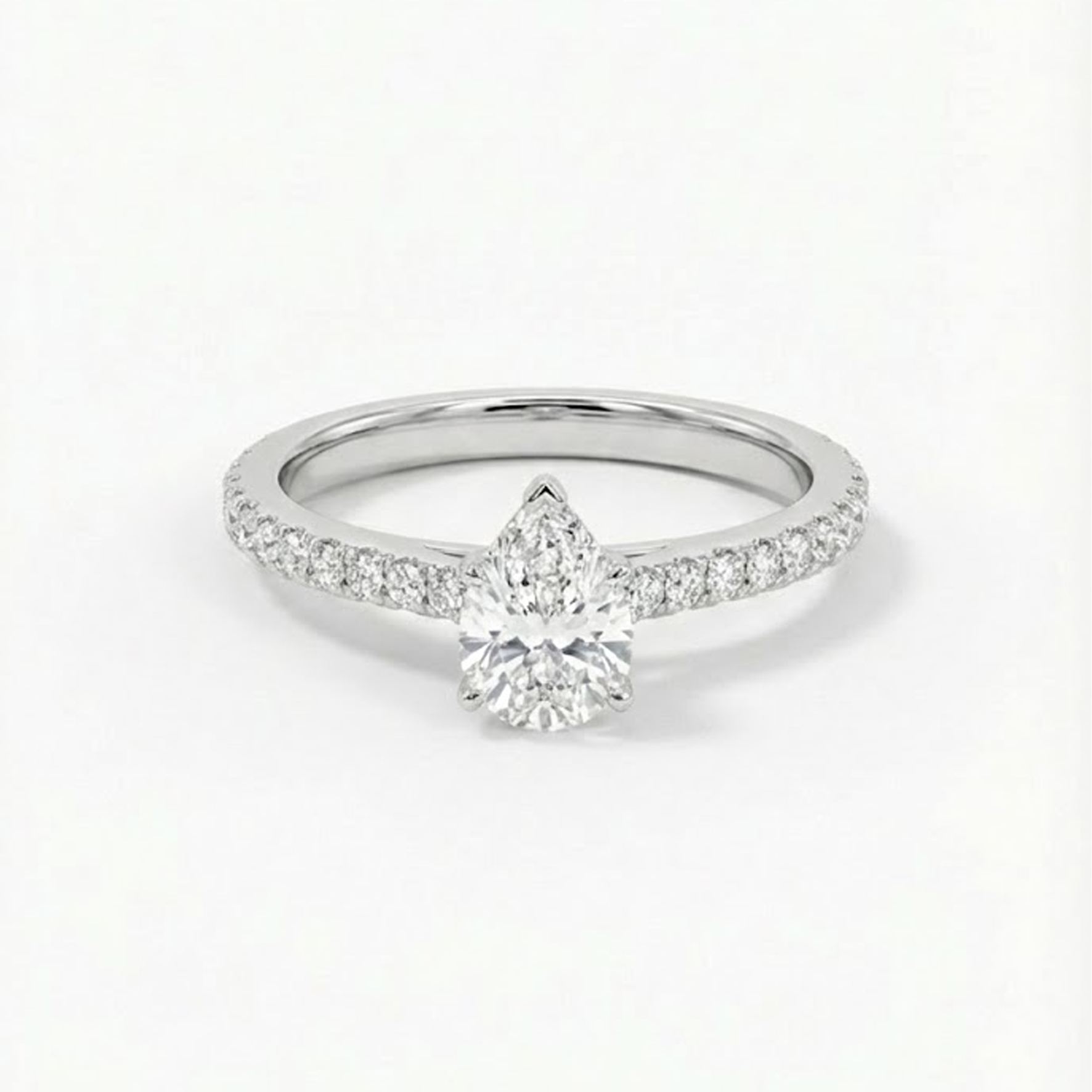 טבעת טיפה עם פס שיבוץ | Moissanite