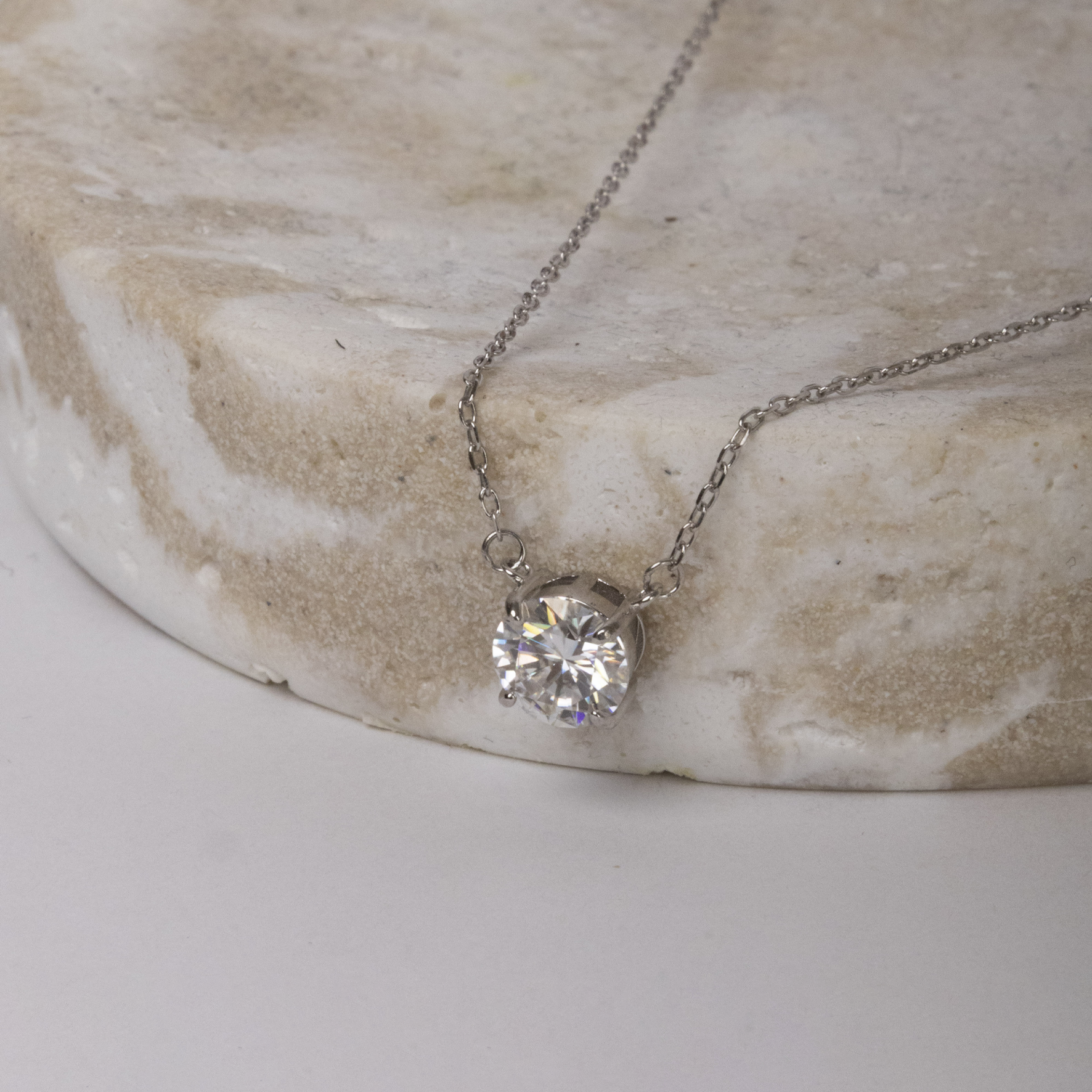 Moissanite | שרשראות